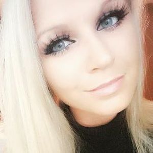 Meet your Posher, Alisa